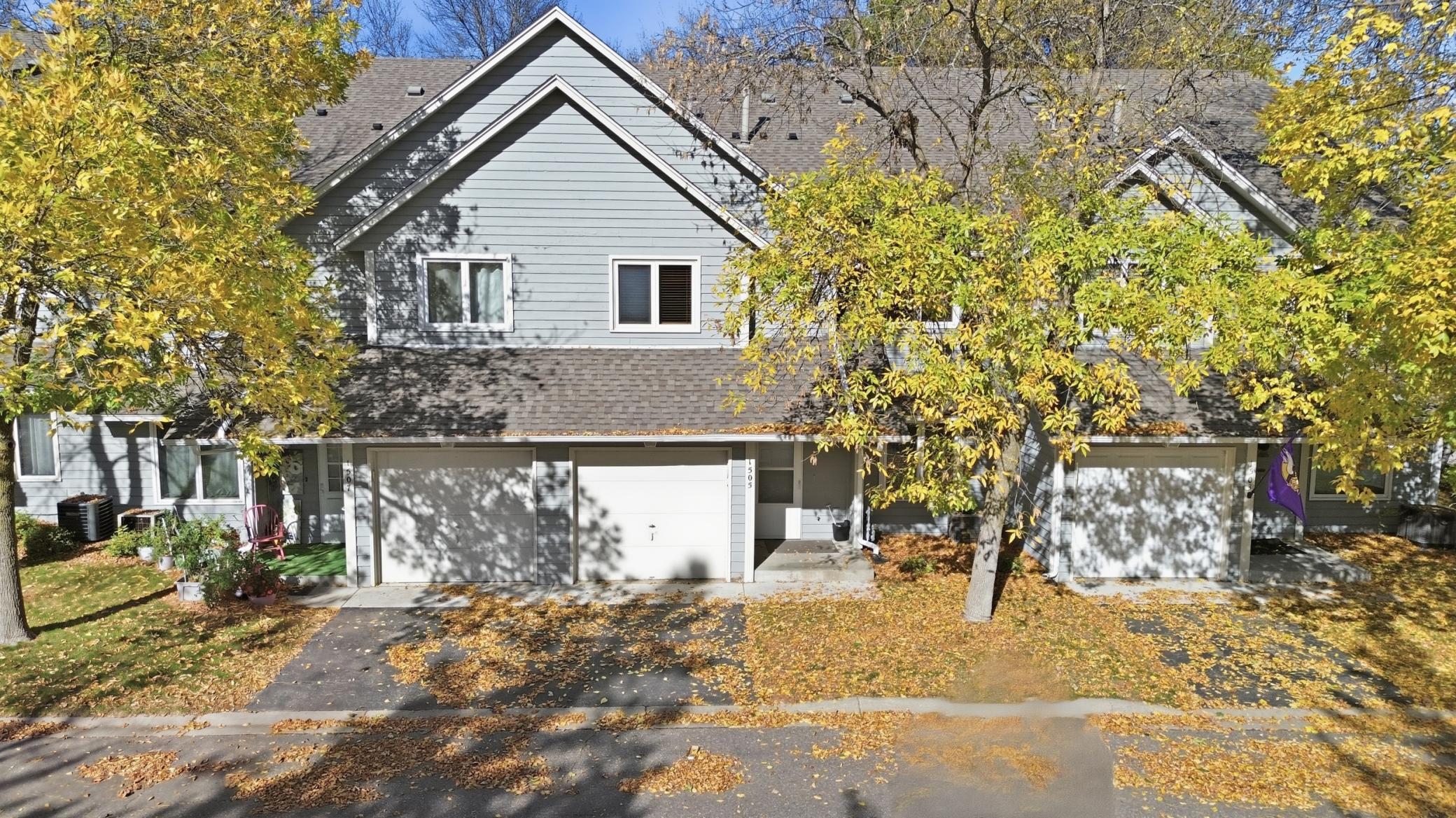 1505 Millpond Court Property Photo 1