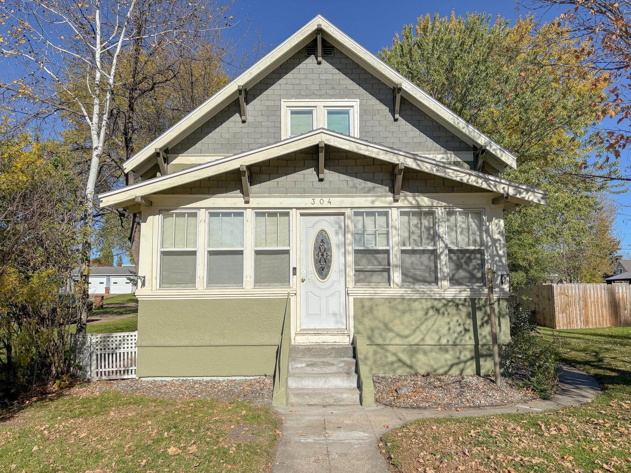 304 W Main Avenue Property Photo 1