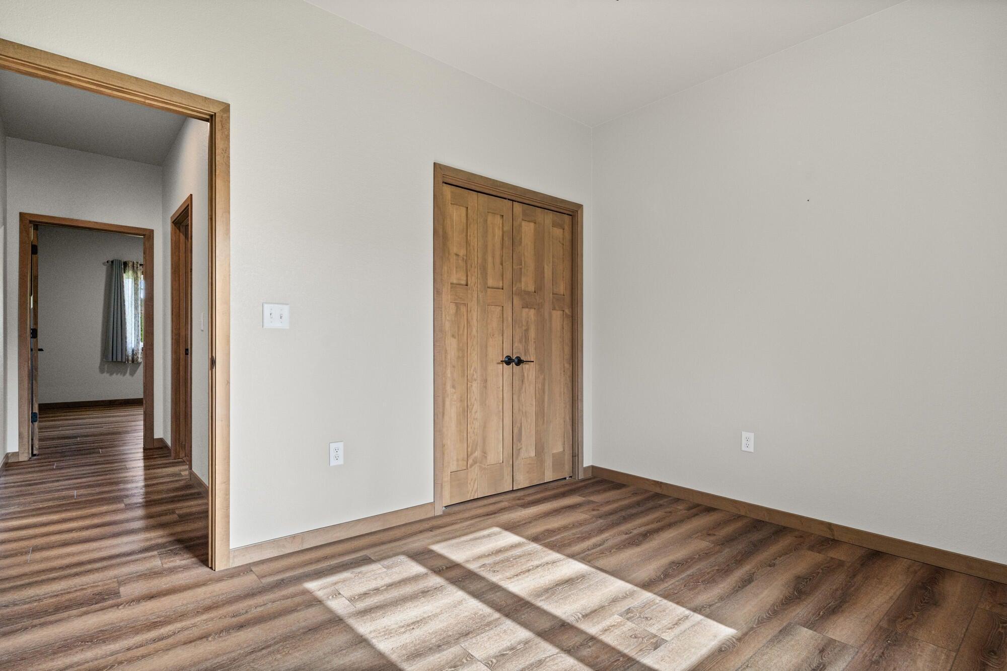 860 Bridle Lane Property Photo 28