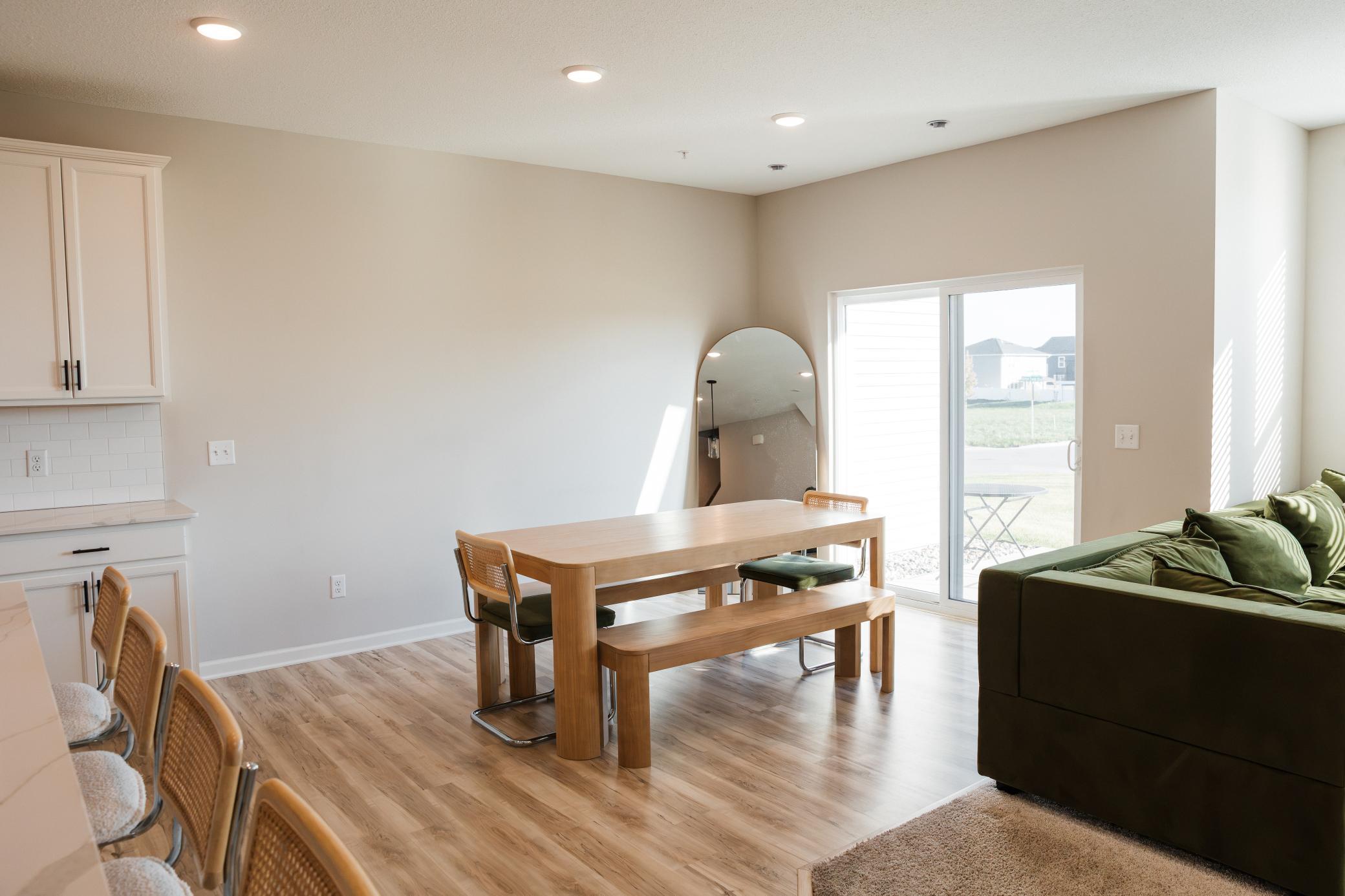 14948 Athlone Place Property Photo 5