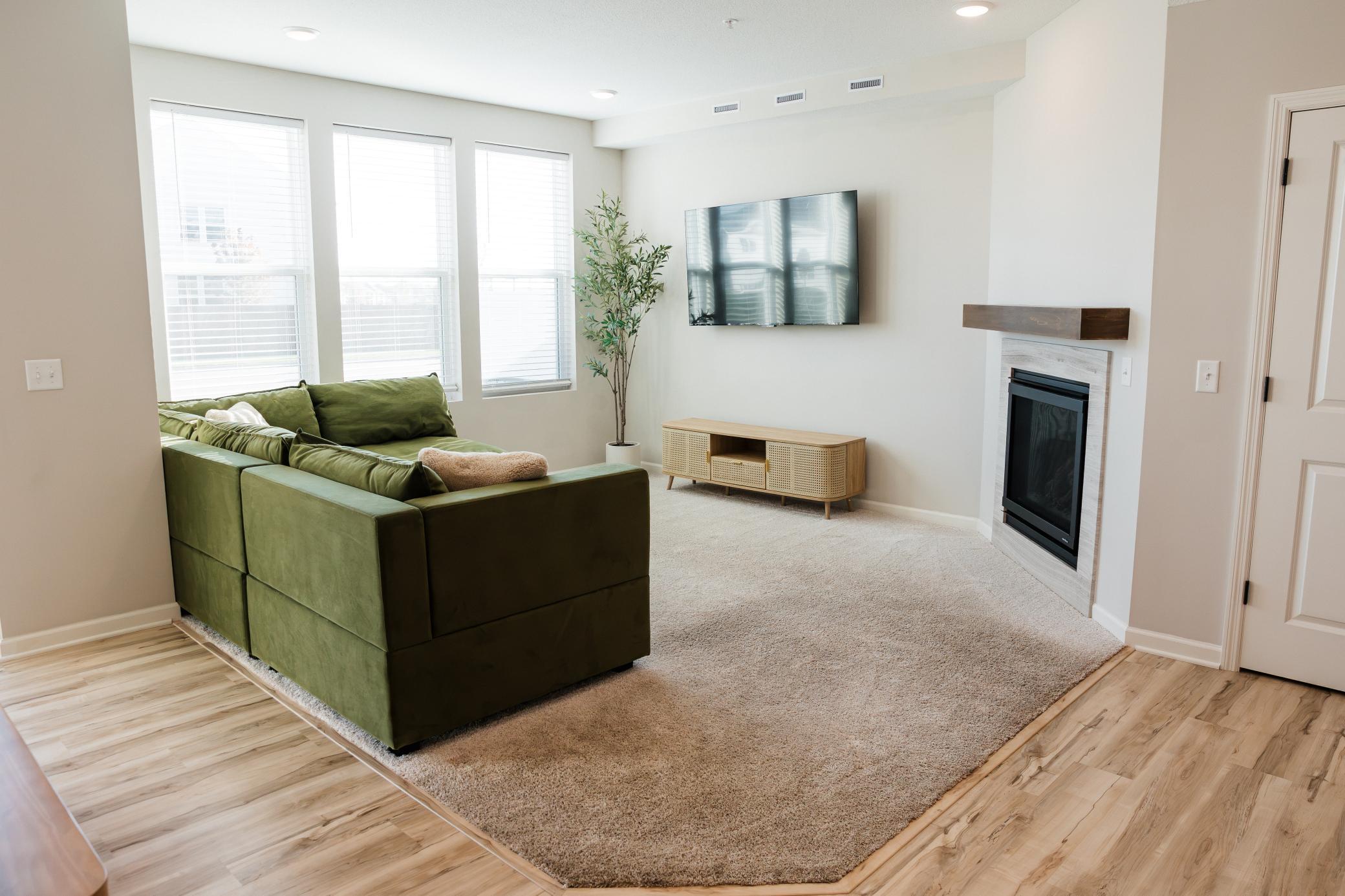 14948 Athlone Place Property Photo 7