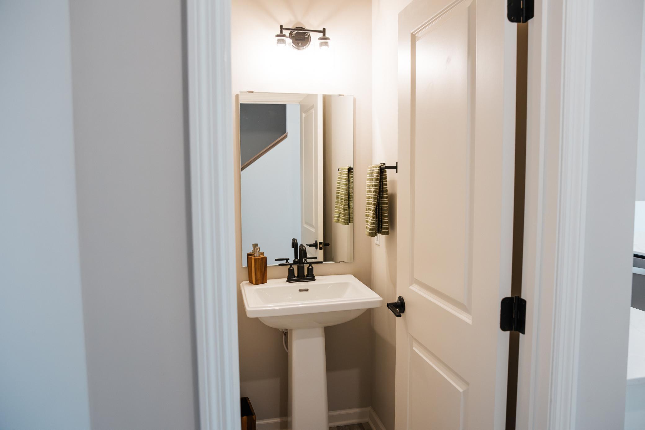 14948 Athlone Place Property Photo 10