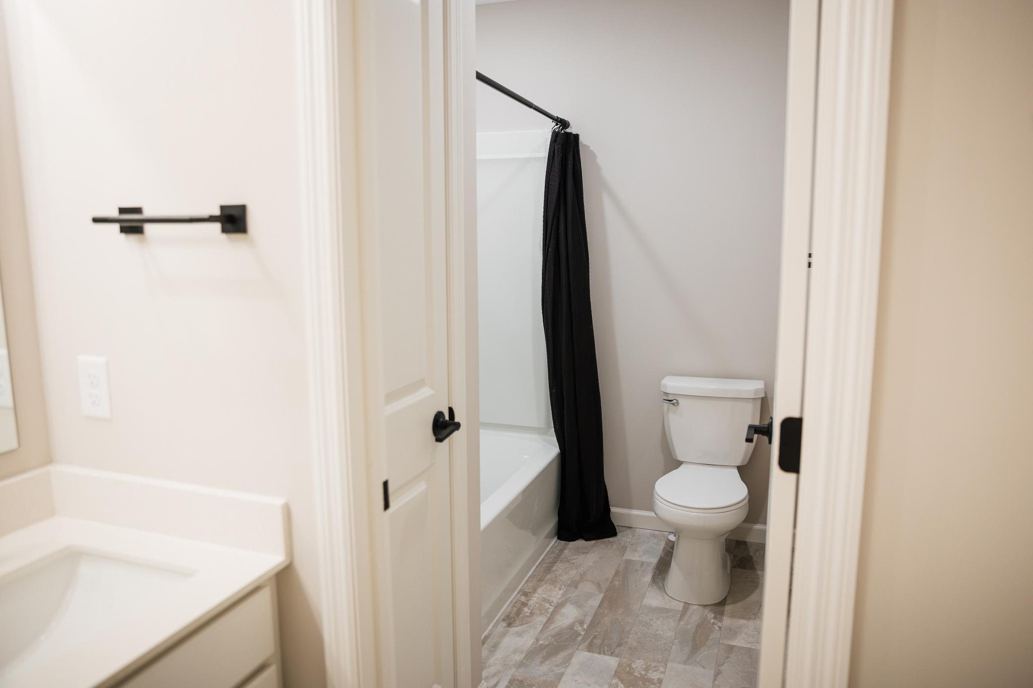 14948 Athlone Place Property Photo 22