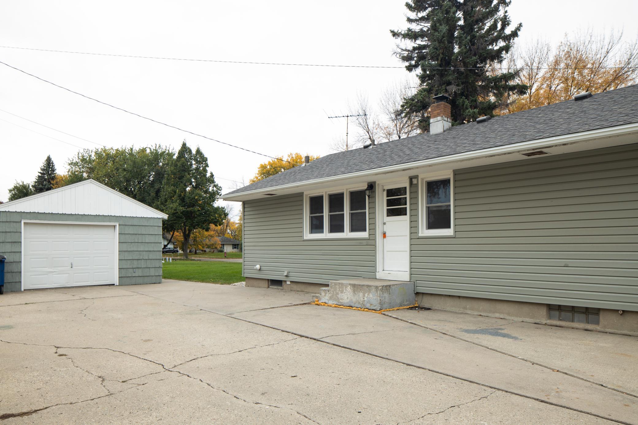1604 3rd Street S Property Photo 5