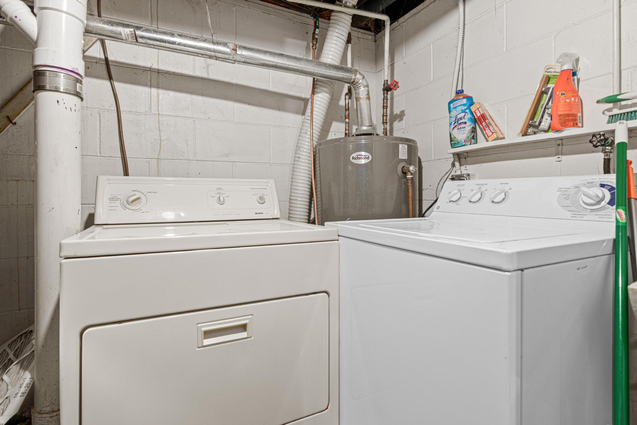 4090 Foss Road 139 Property Photo 13