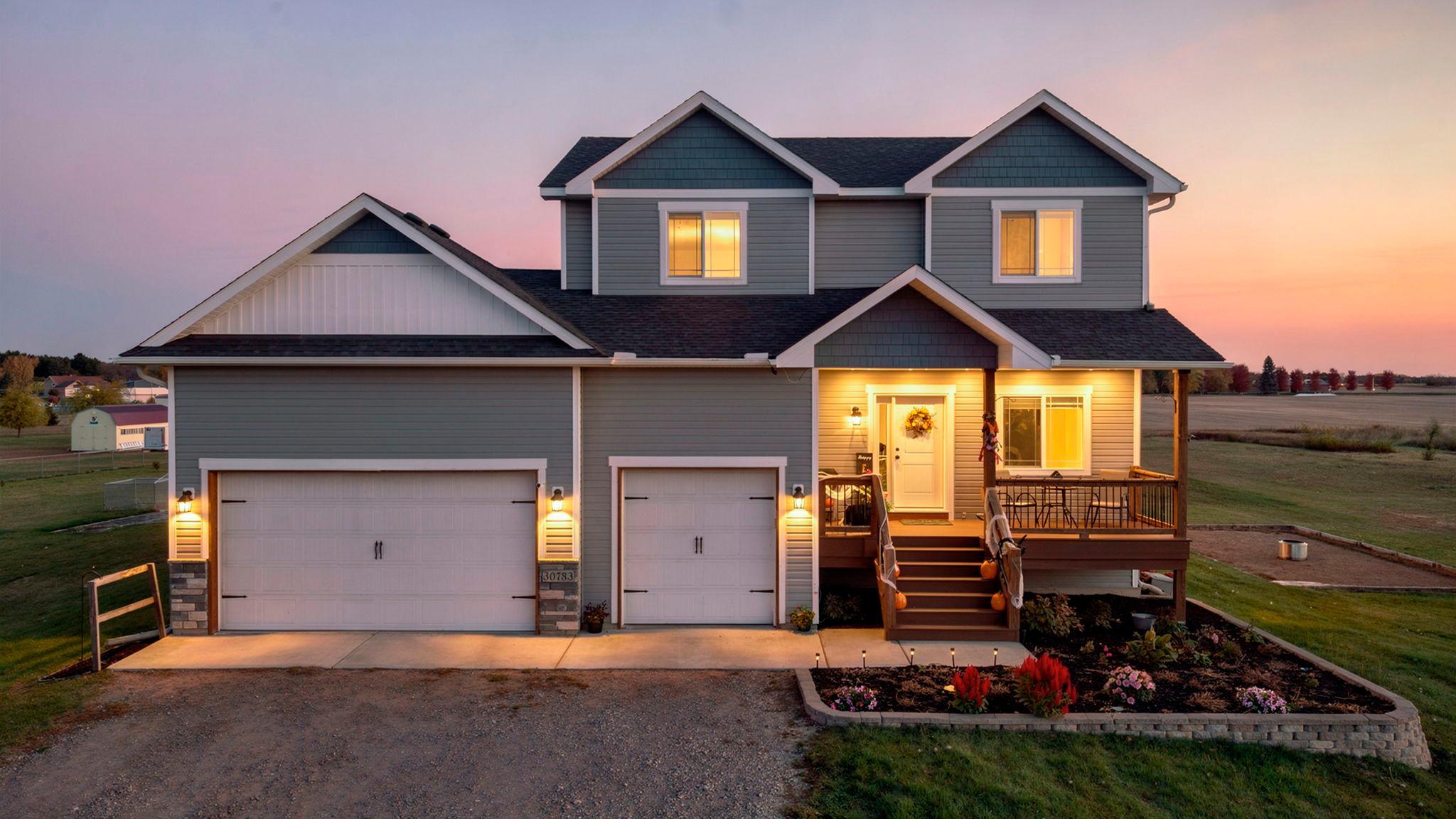 30783 Vickers Drive Ne Property Photo 1