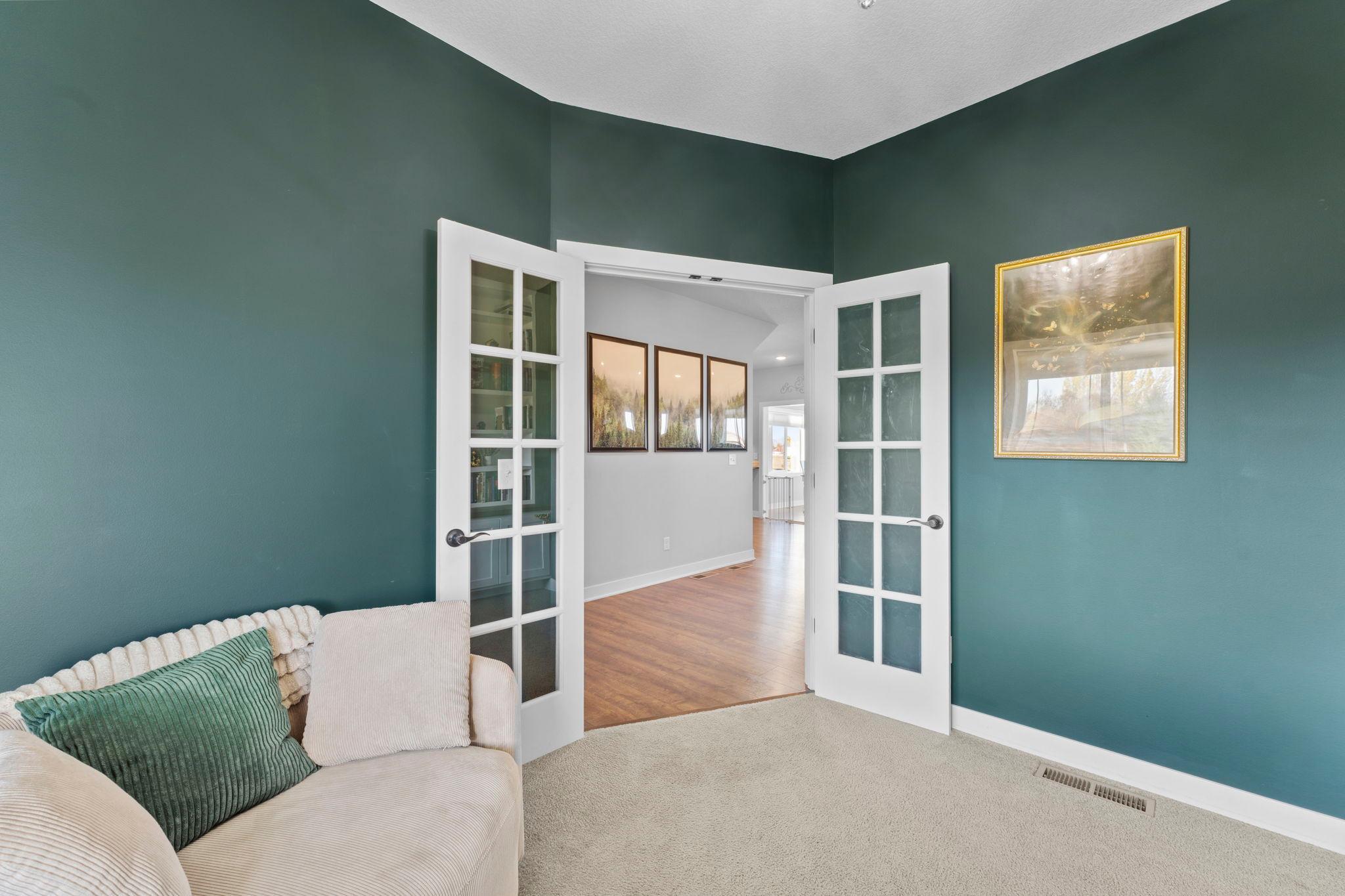 30783 Vickers Drive Ne Property Photo 13