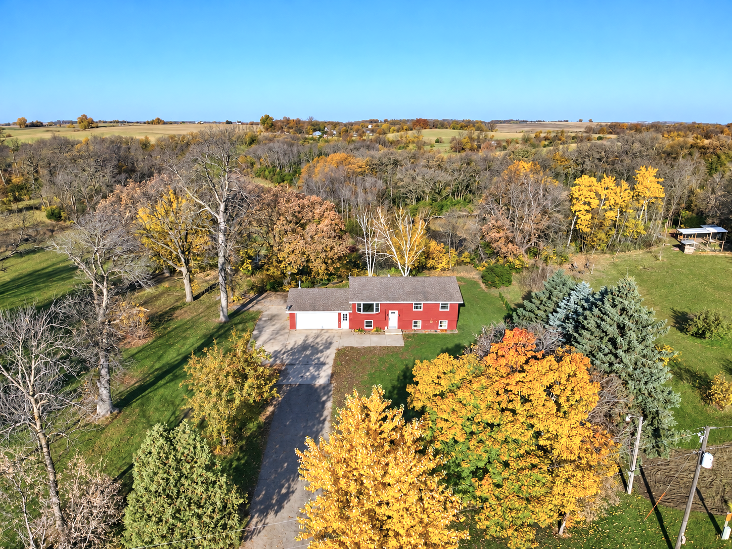 18135 Nifty Loop Property Photo 1