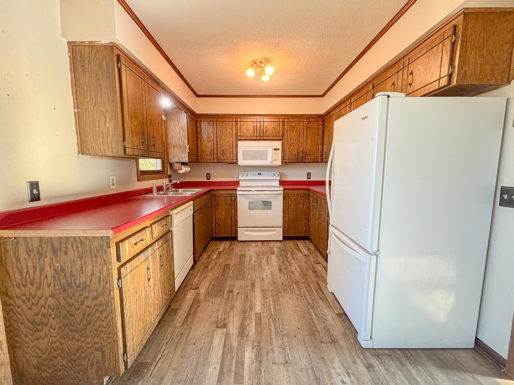 18135 Nifty Loop Property Photo 10