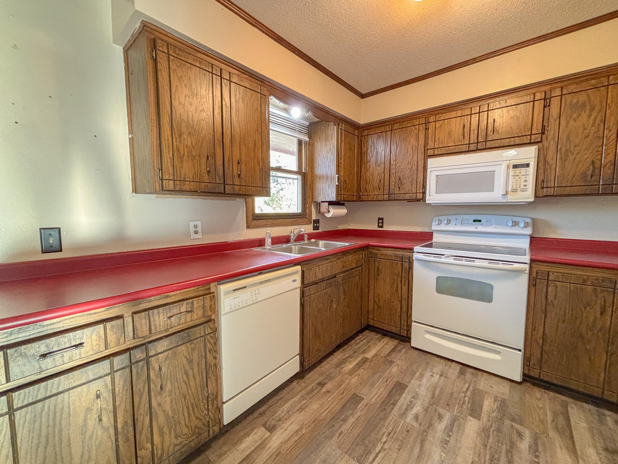 18135 Nifty Loop Property Photo 12