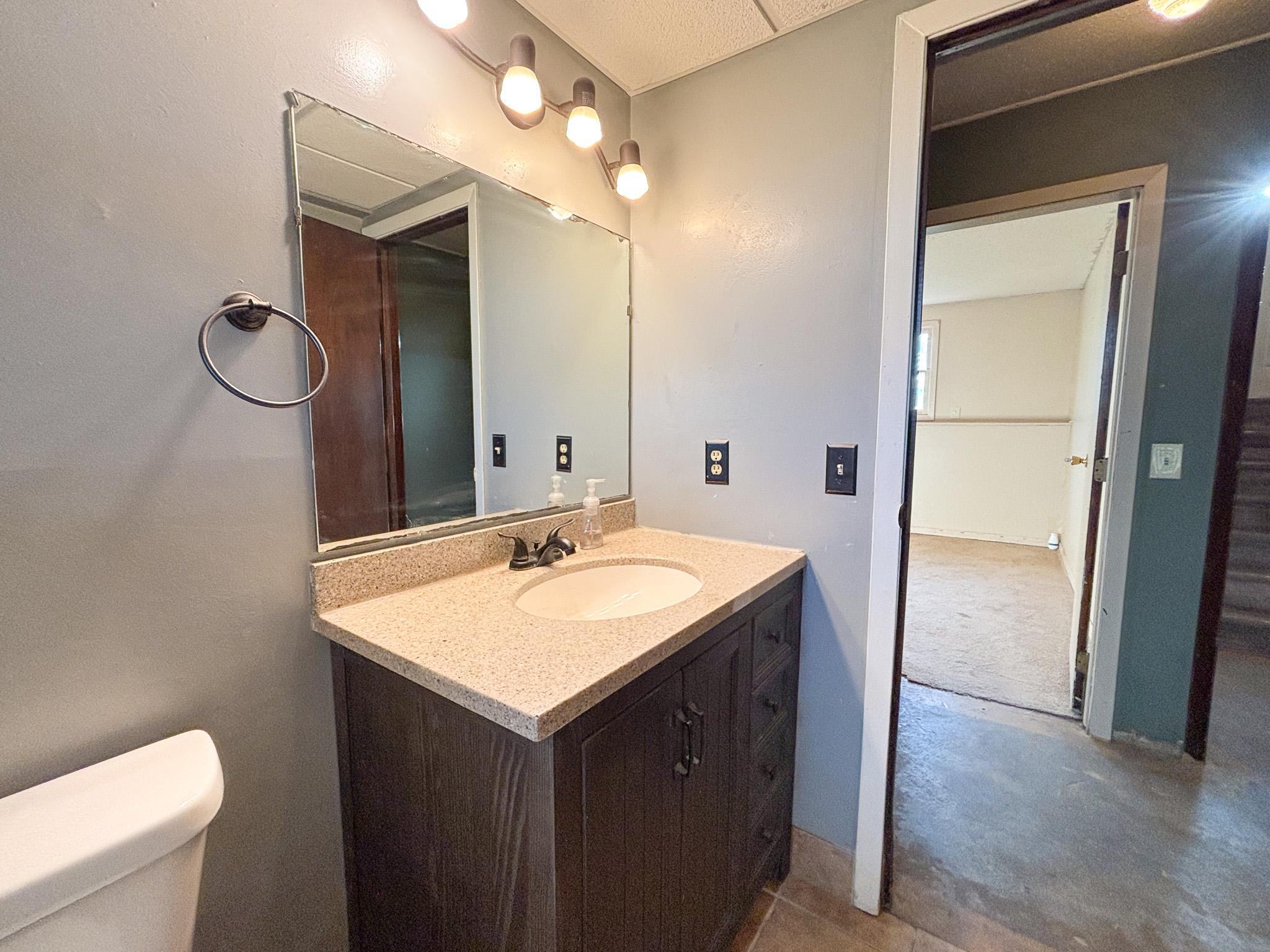 18135 Nifty Loop Property Photo 36