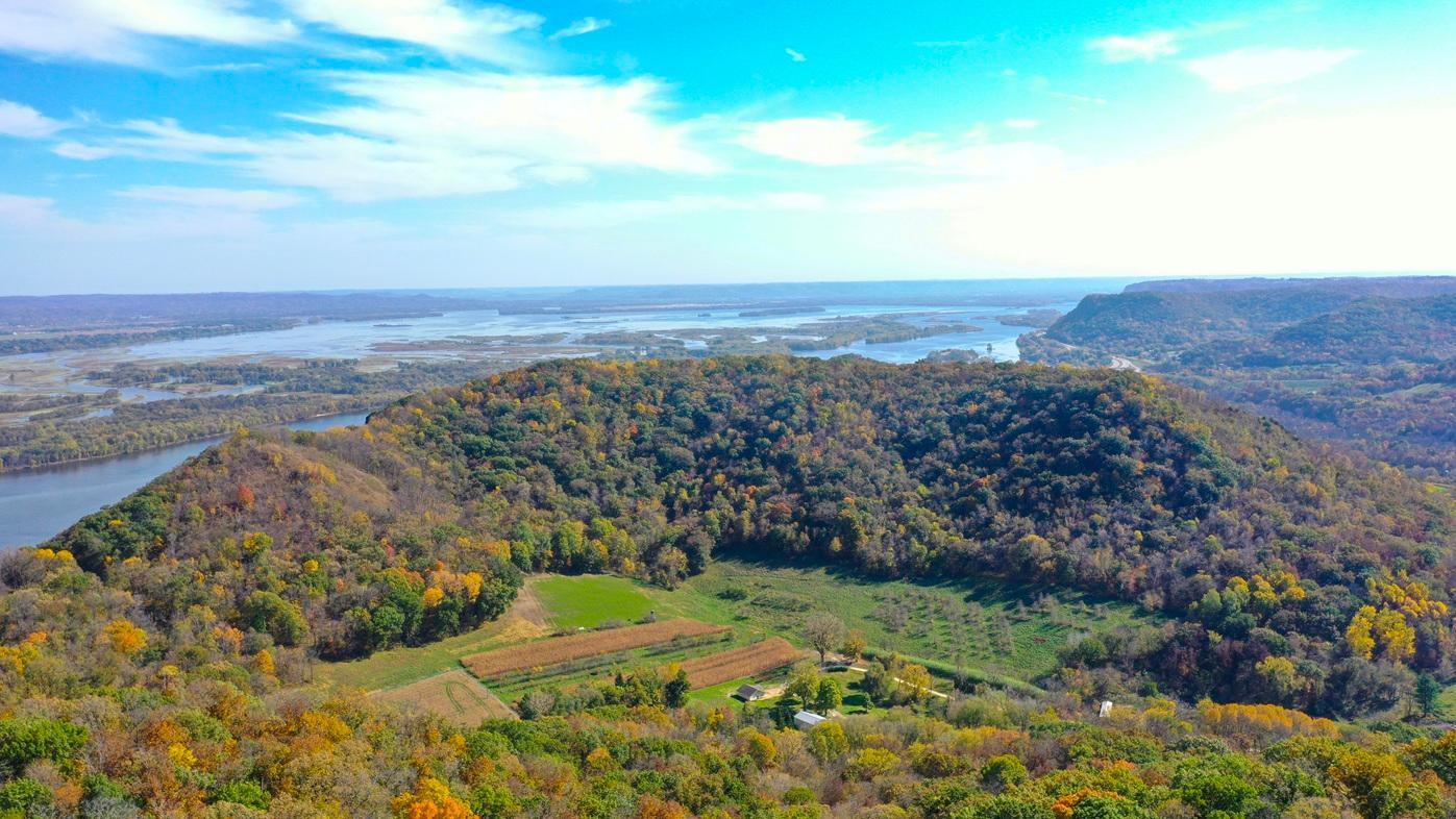 28095 Kerns Road Property Photo 4