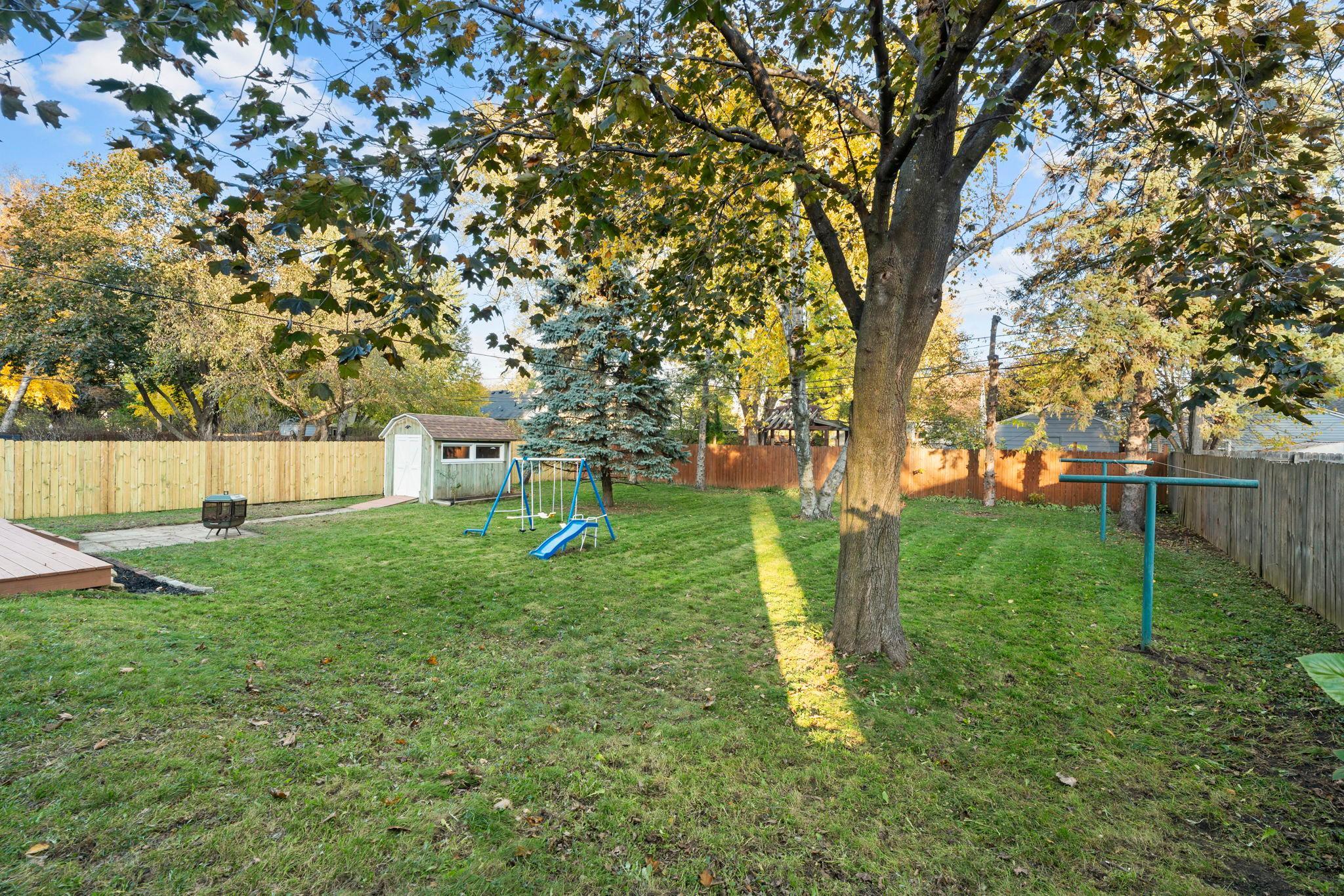 4740 Edgewood Avenue N Property Photo 40