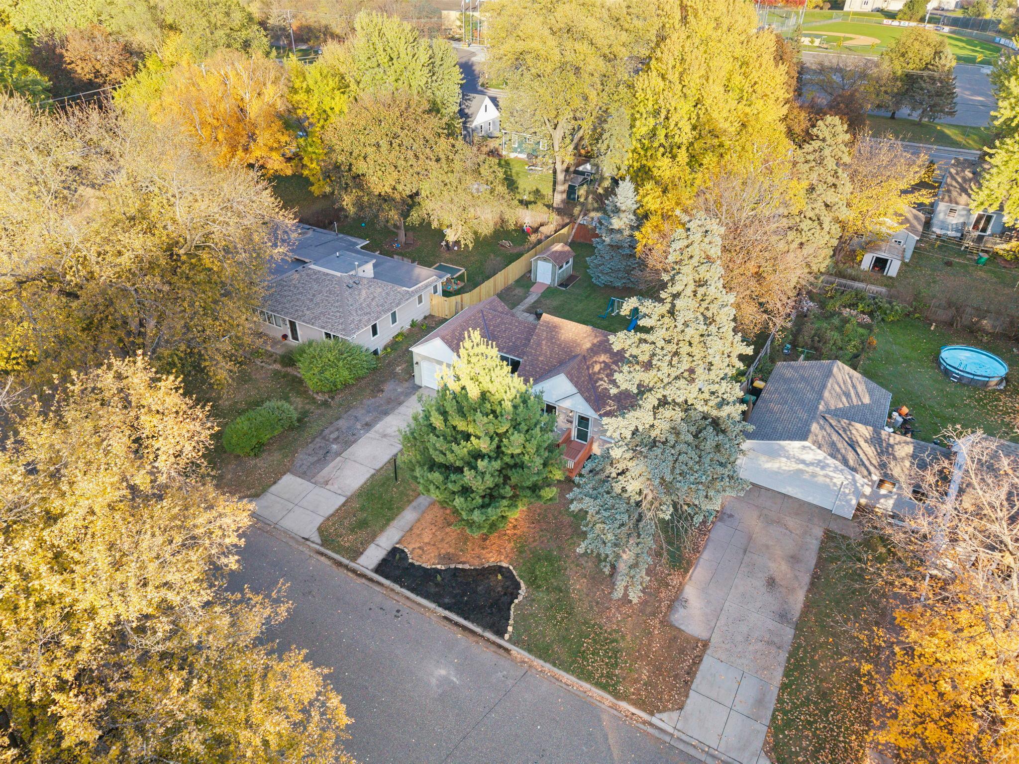 4740 Edgewood Avenue N Property Photo 47