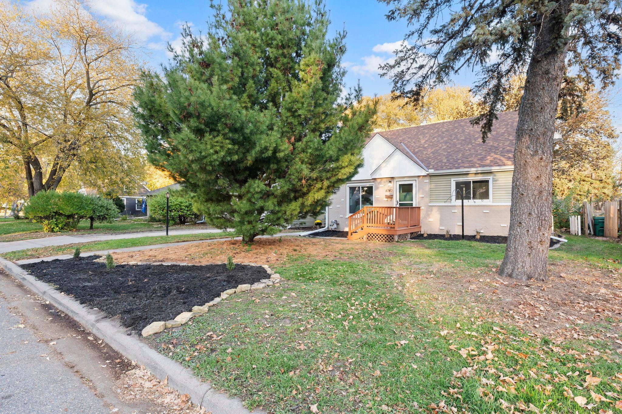 4740 Edgewood Avenue N Property Photo 48