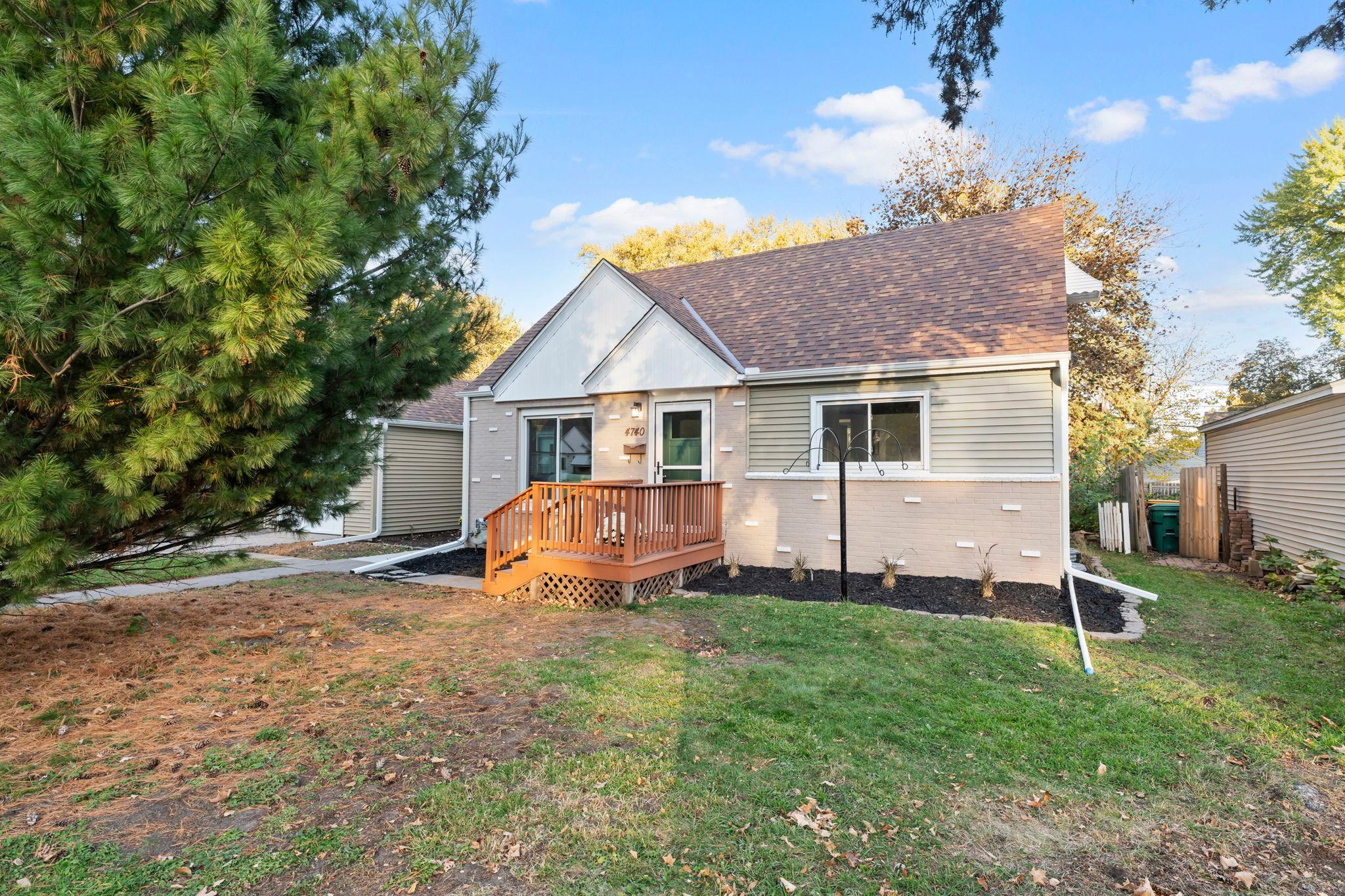 4740 Edgewood Avenue N Property Photo 49