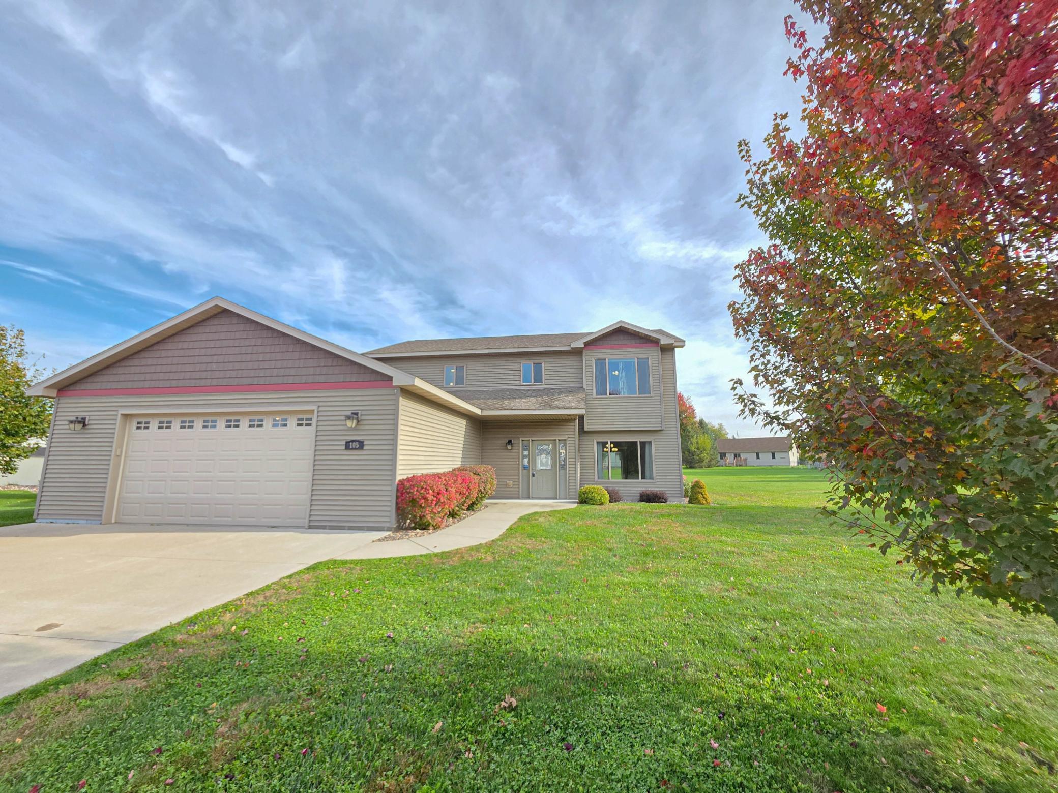 105 Taylor Circle Property Photo 1