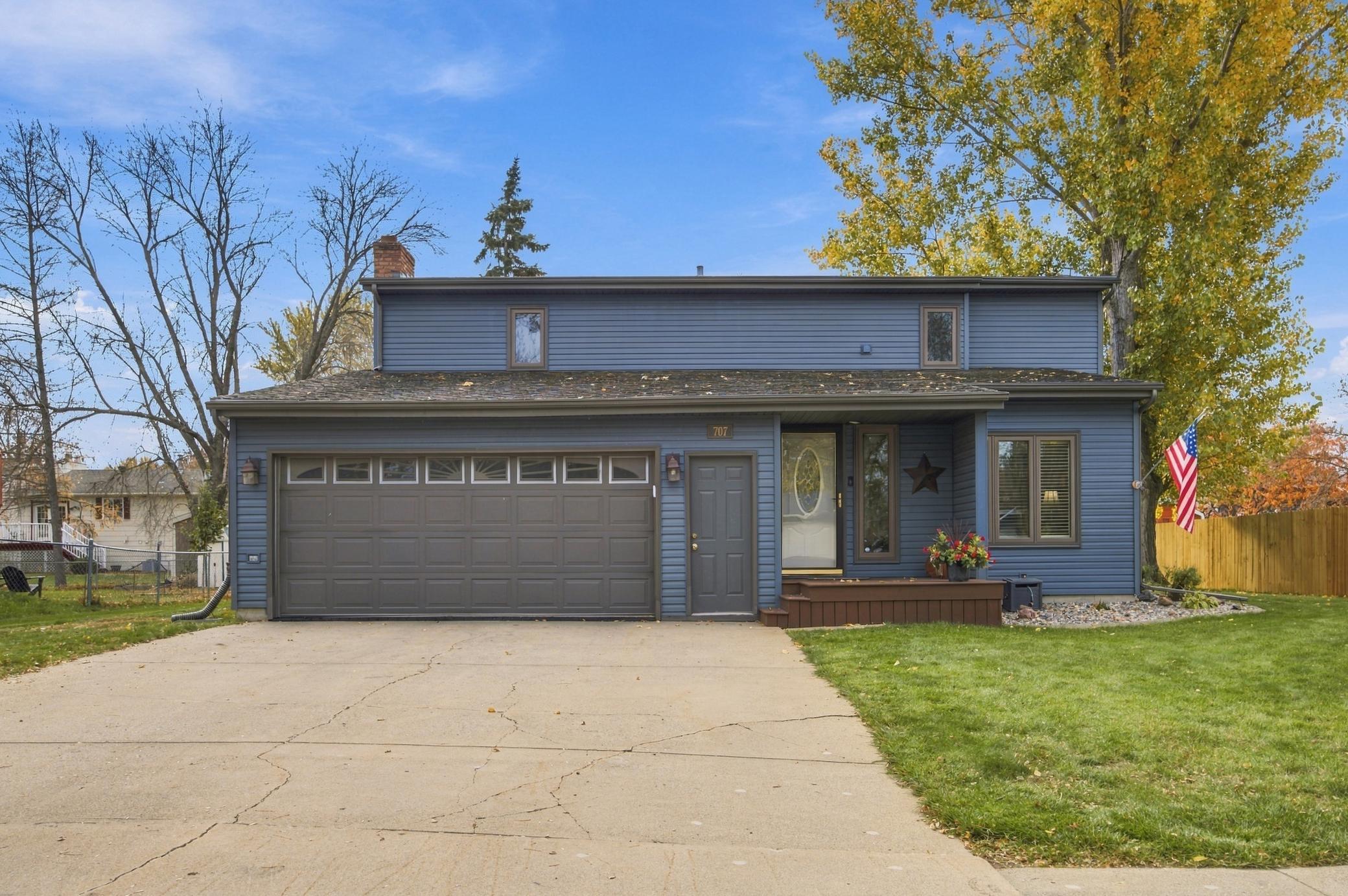 707 10th Avenue E Property Photo 1