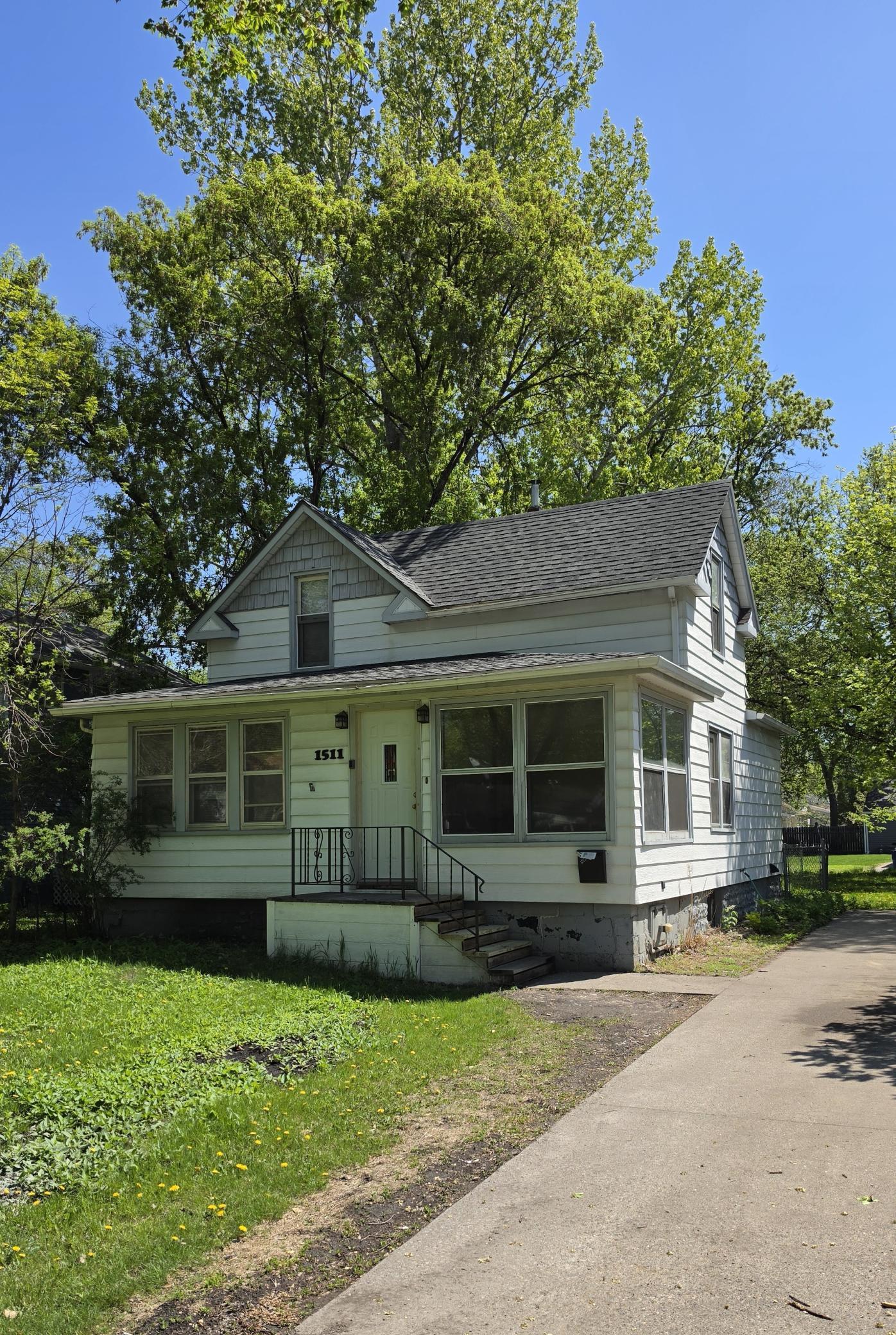 1511 9th Street N Property Photo 1