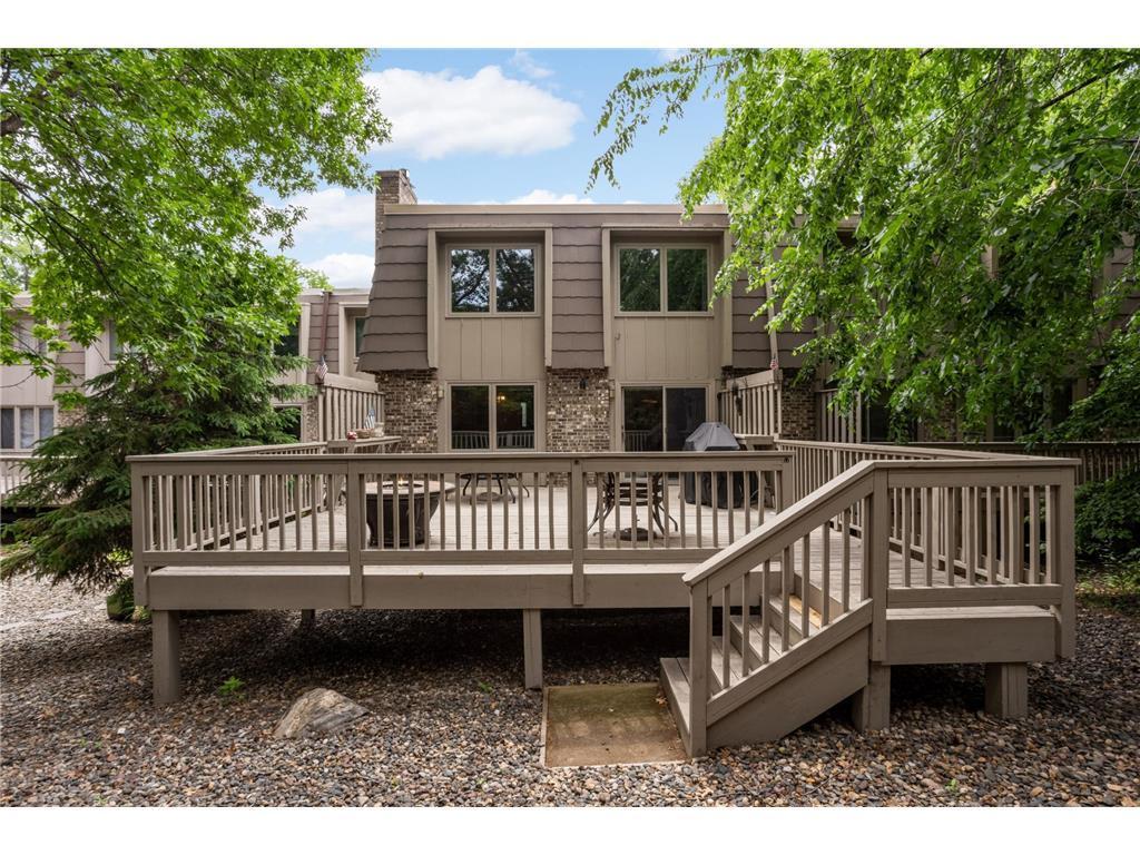 10250 Berkshire Road Property Photo 22