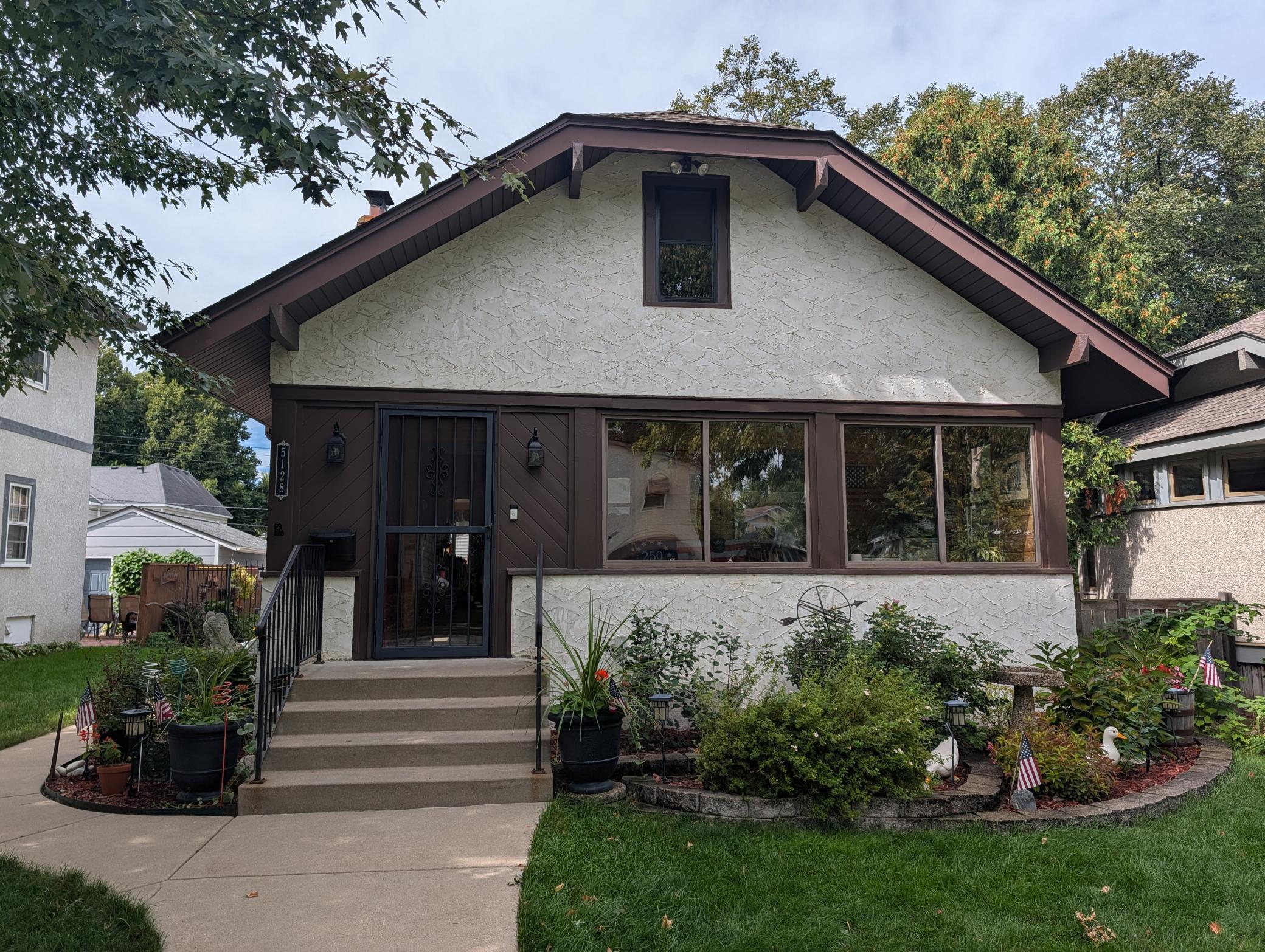 5128 Beard Avenue S Property Photo 1