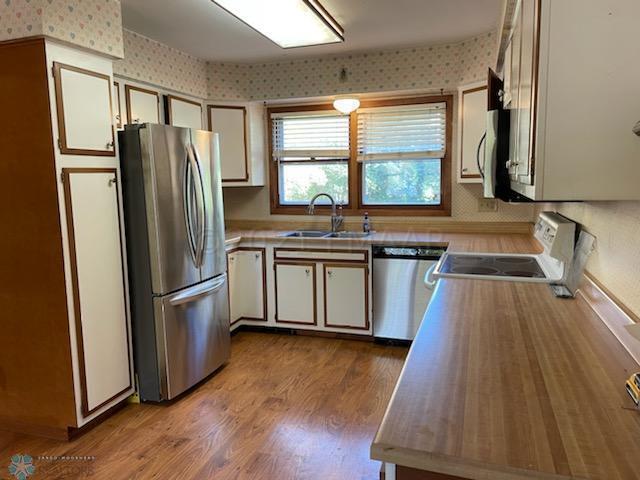 802 11th Avenue N Property Photo 10