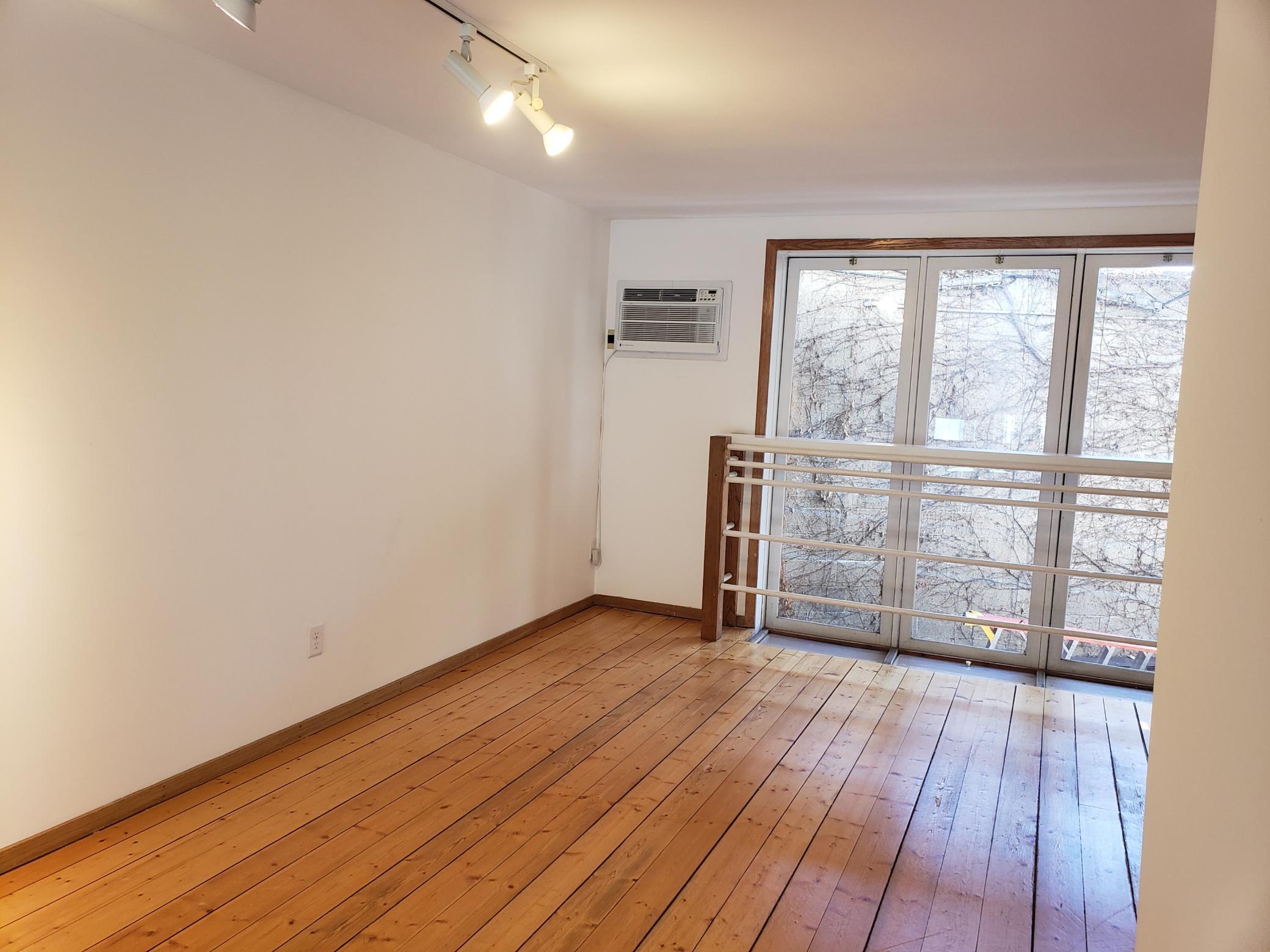 721 S 10th Street Property Photo 4
