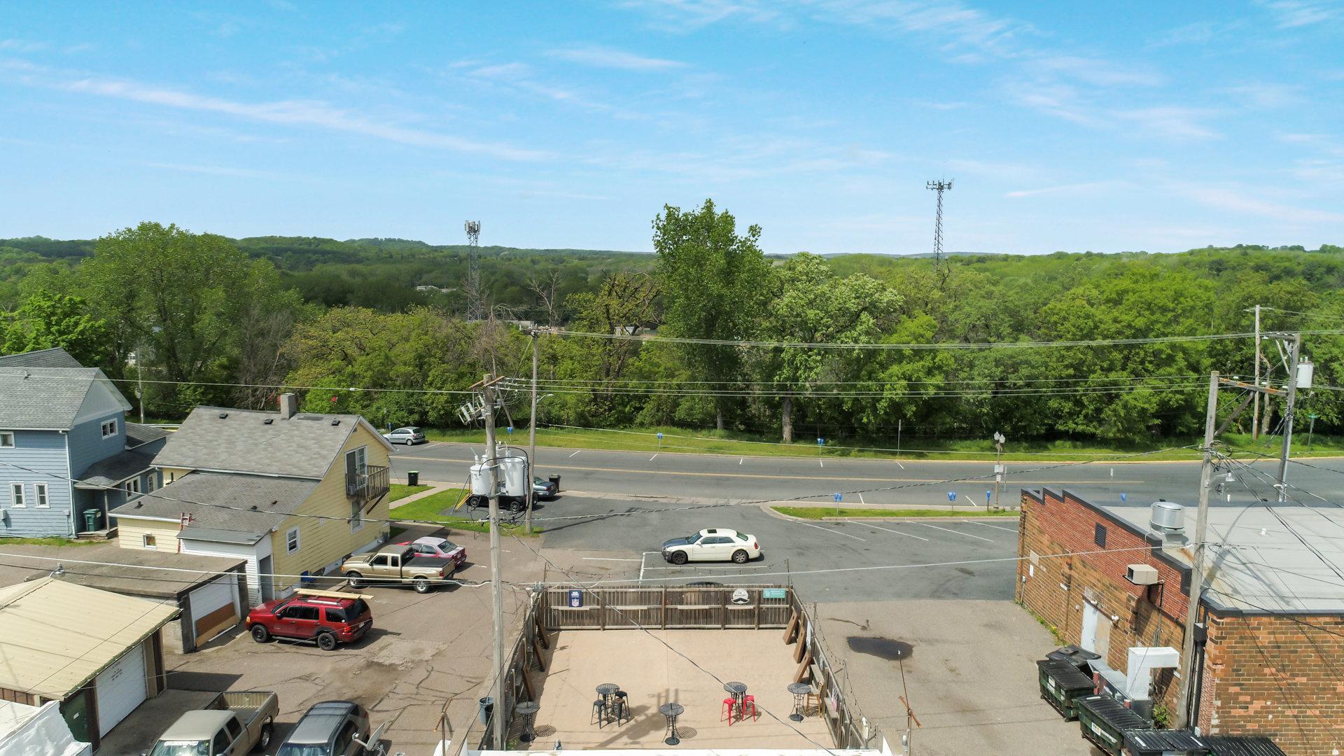 619 Broadway Street Property Photo 5