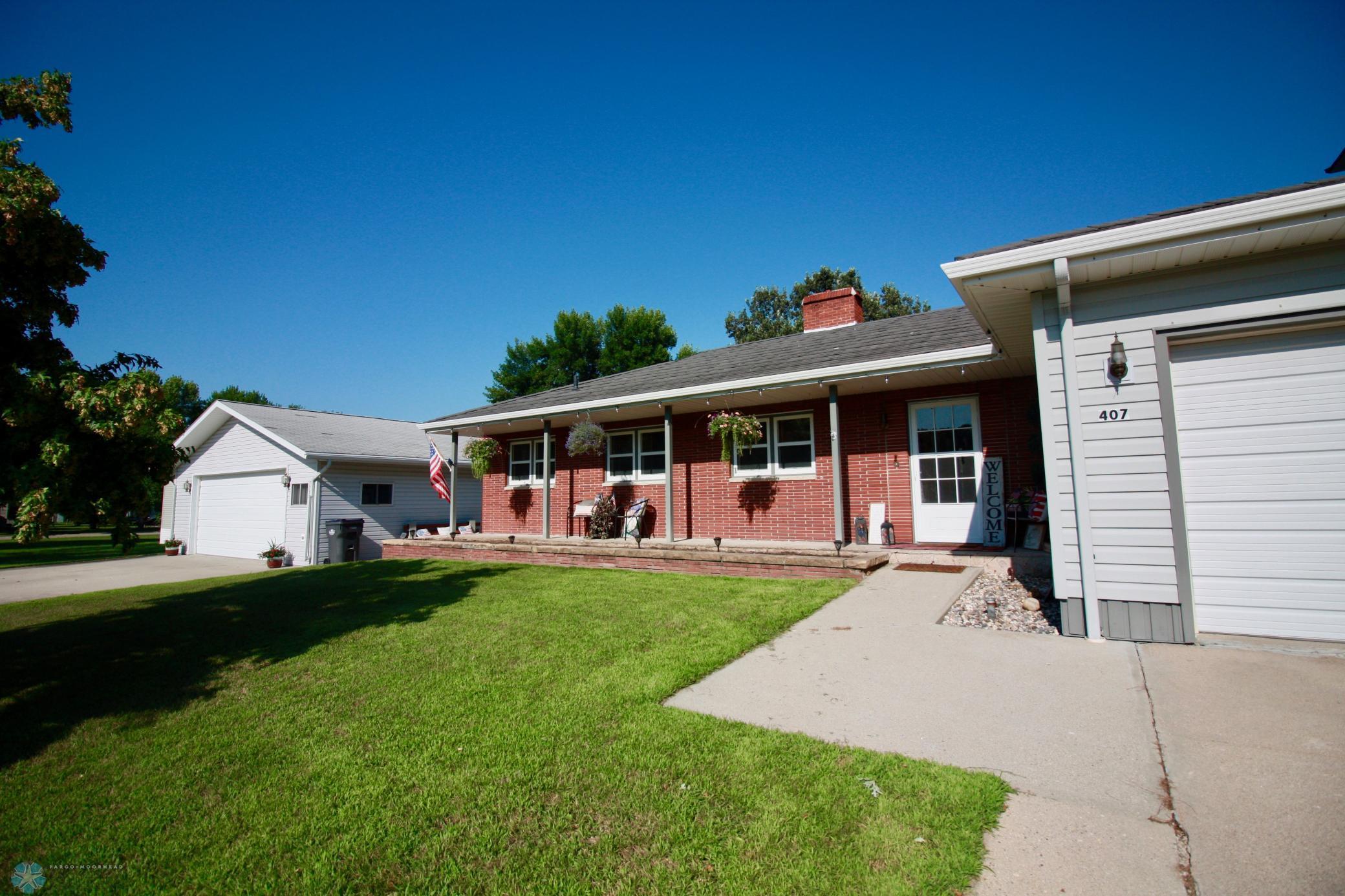 407 2nd Avenue Property Photo 1