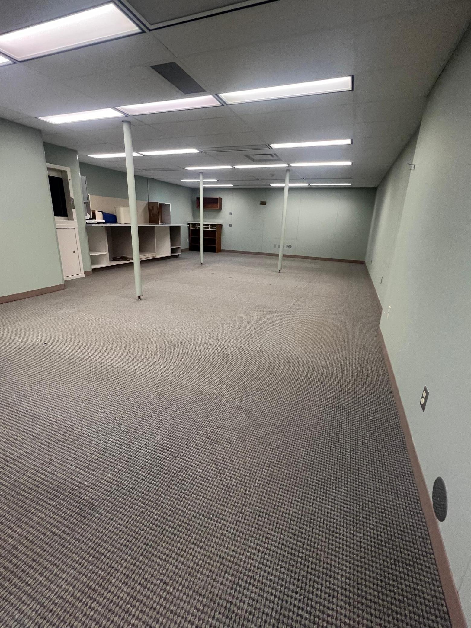 1100 E Broadway Street Property Photo 17