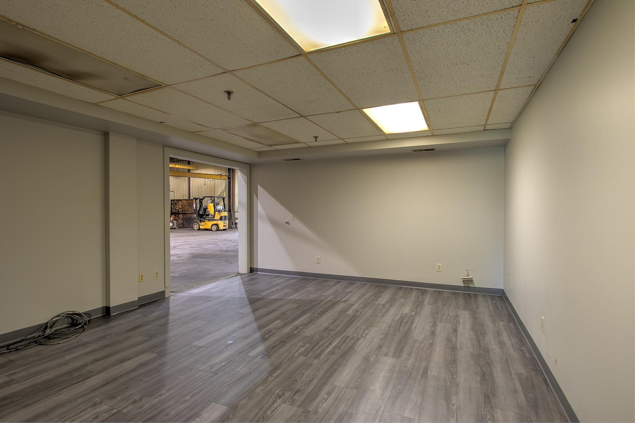 1525 Industrial Park Boulevard Property Photo 4