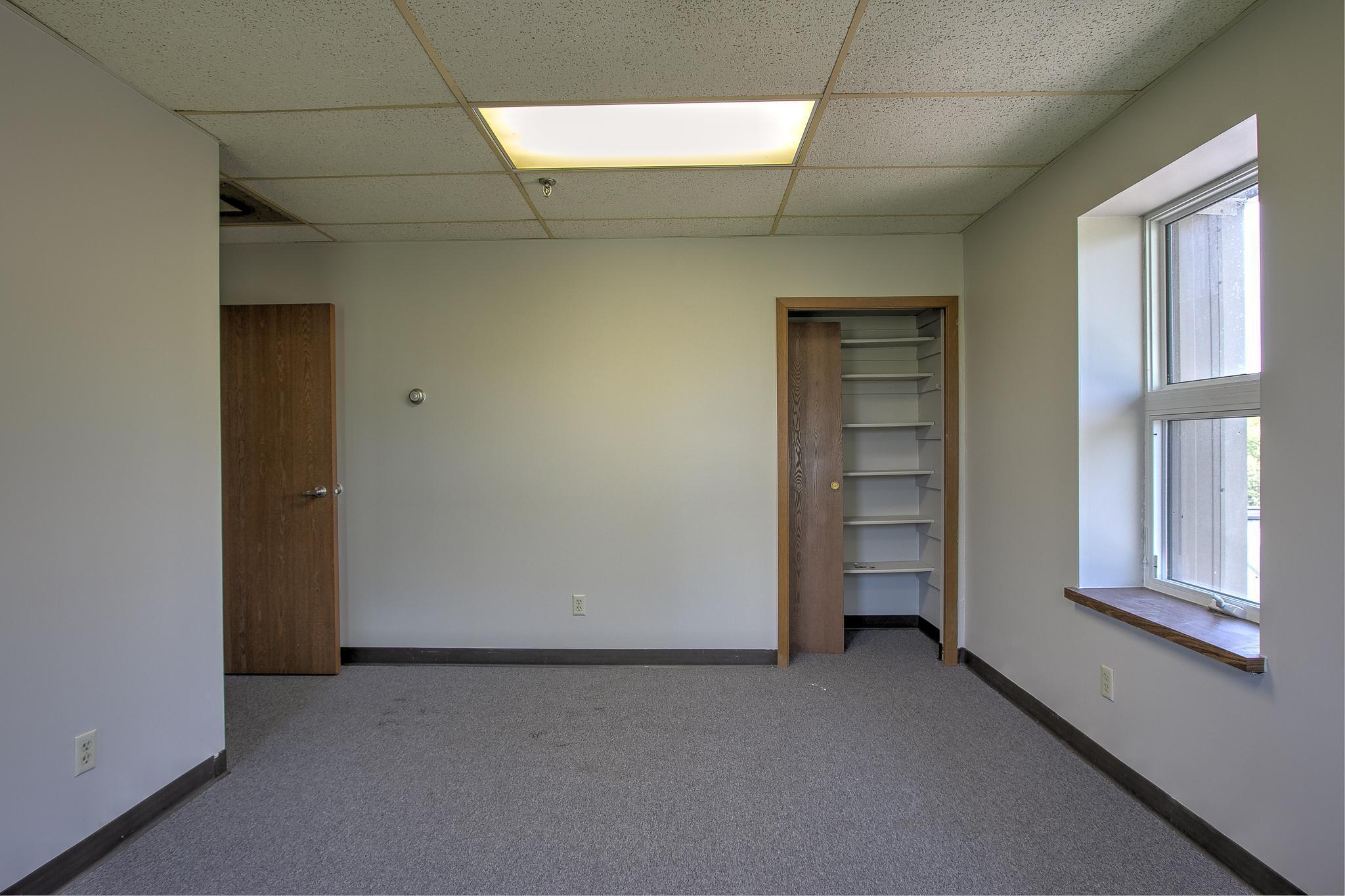 1525 Industrial Park Boulevard Property Photo 9