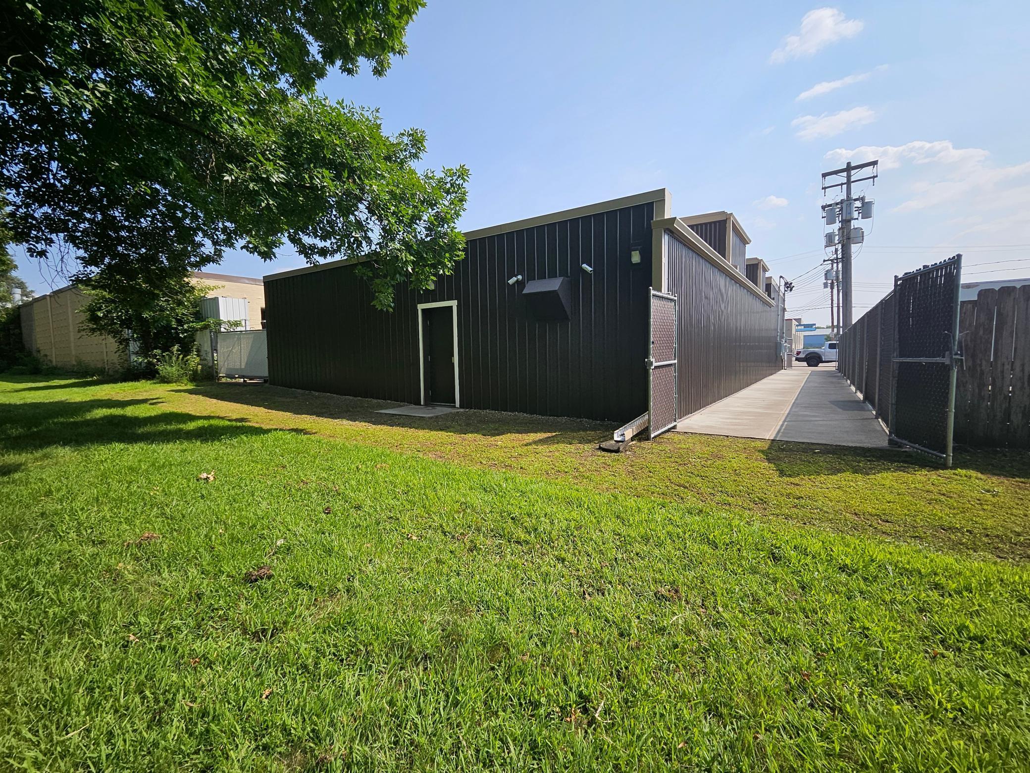 691 39th Avenue Property Photo 3
