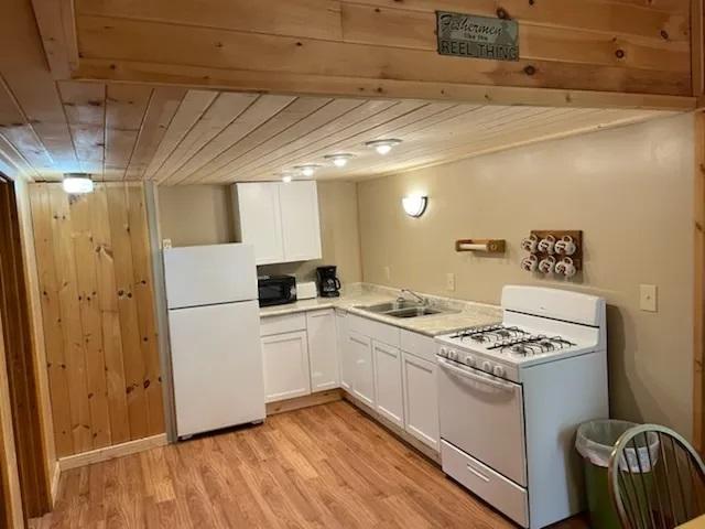 12148 Bayberry Drive Property Photo 41