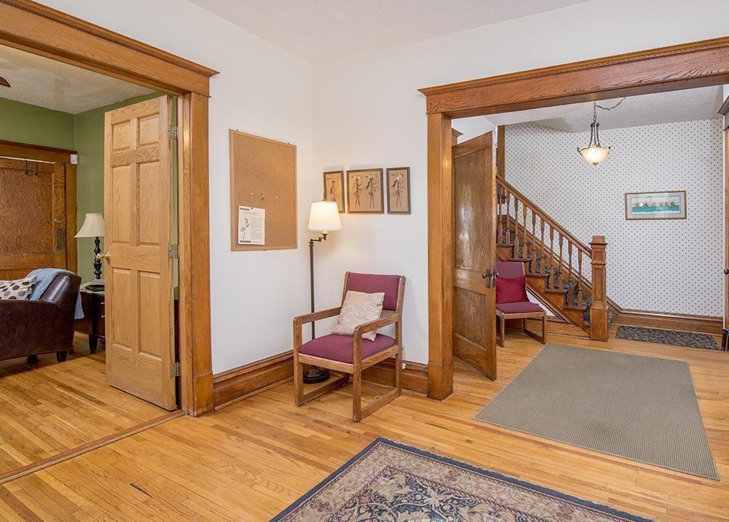 1678 Selby Avenue Property Photo 9