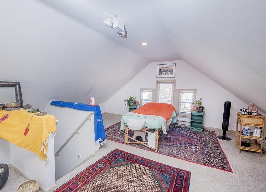 1678 Selby Avenue Property Photo 16