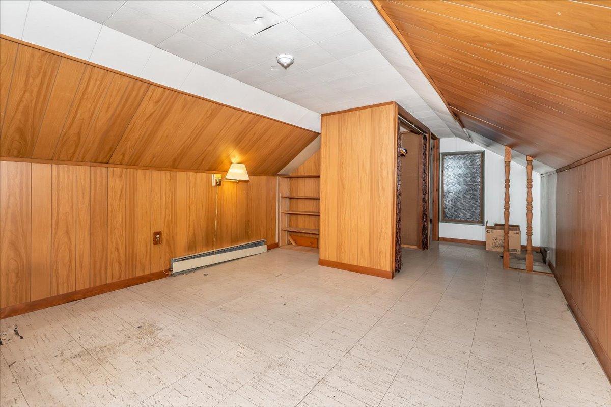 5480 Miller Trunk Highway Property Photo 18