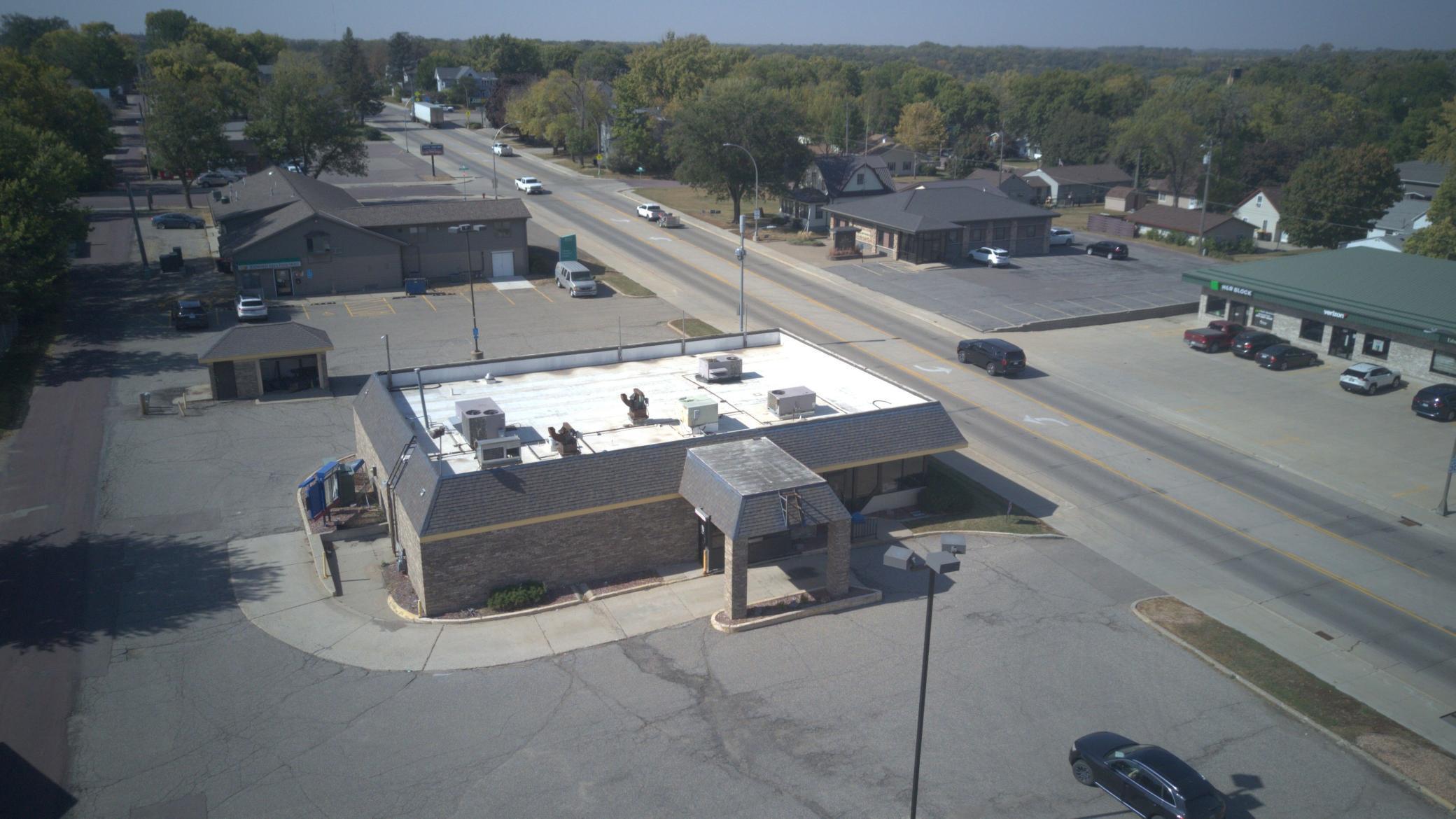 516 E Bridge Street Property Photo 3