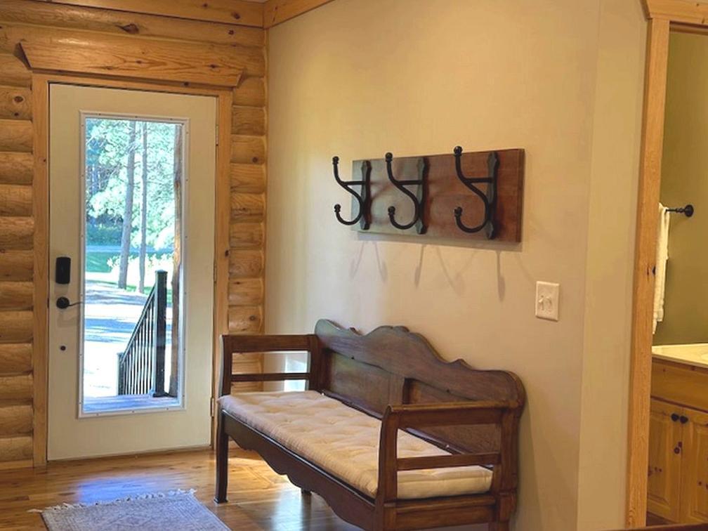 22012 Excelsior Drive Property Photo 15