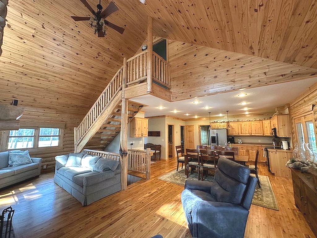 22012 Excelsior Drive Property Photo 22