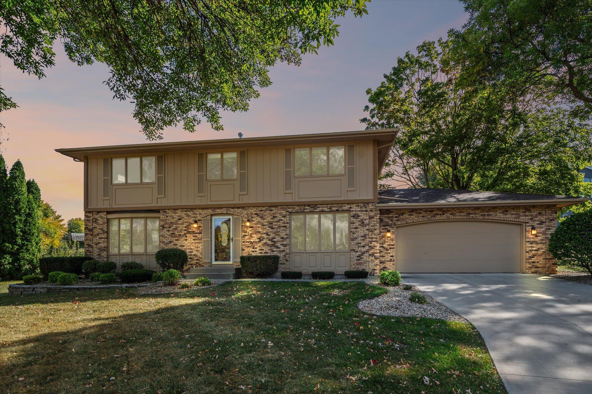 212 8th Street Property Photo