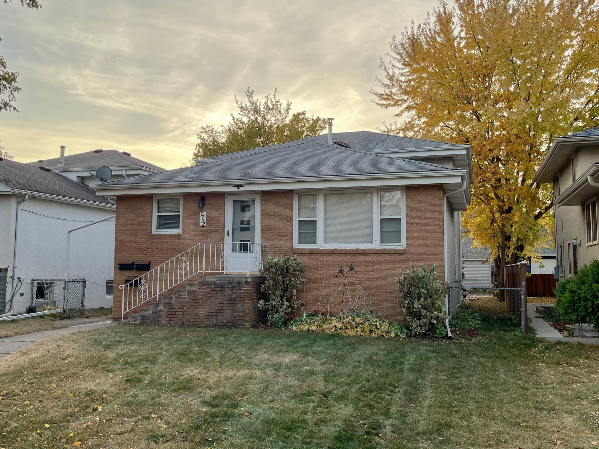 5752 Russell Avenue Property Photo