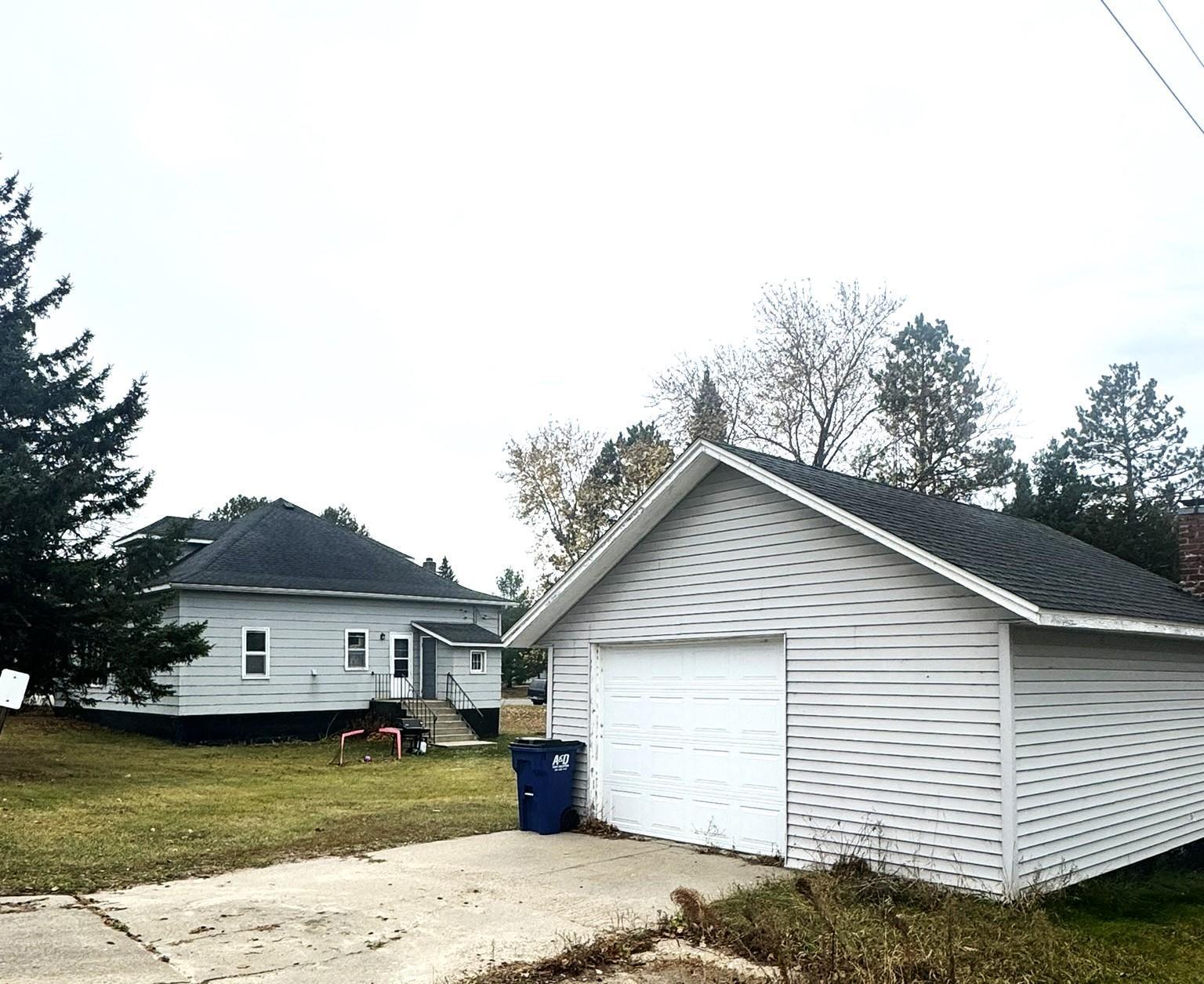 200 Main Street Property Photo 2