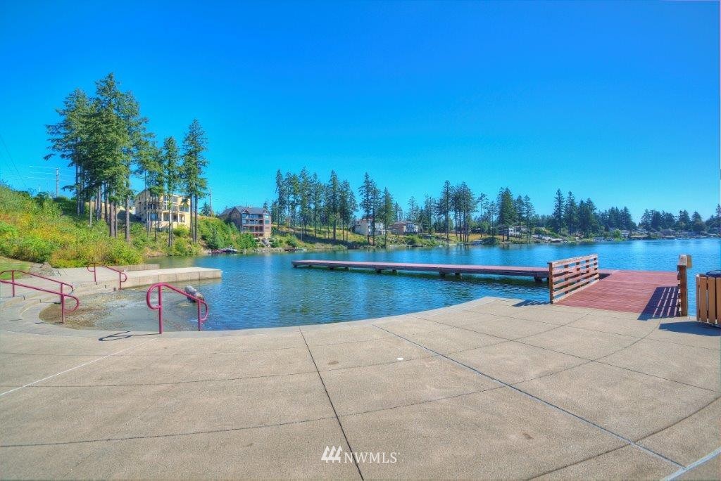 17612 16th Street Ct Property Photo 2
