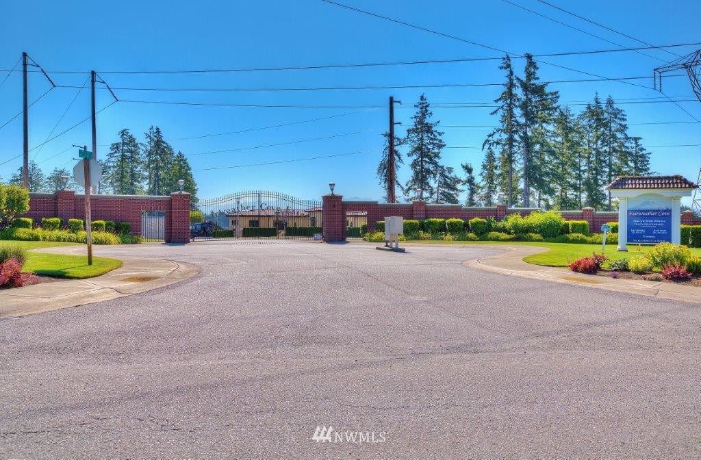 17612 16th Street Ct Property Photo 3