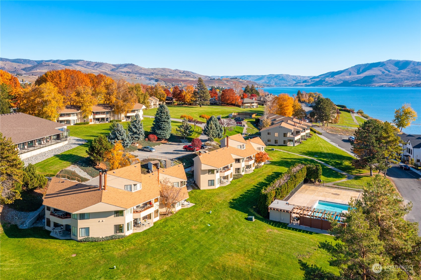 1 Lodge 615-d Property Photo 14