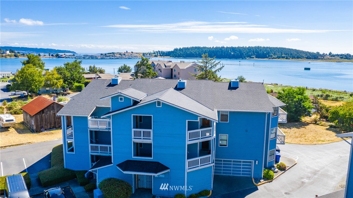 651 Se Bayshore Drive A303 Property Photo 1