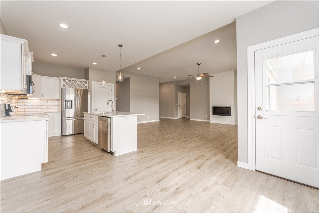 482 Sunny Brooke Lane Property Photo 15