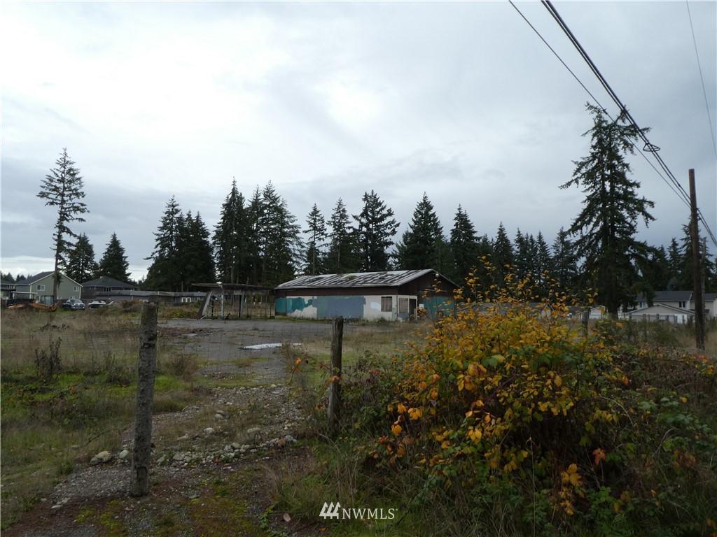 16701 22nd Avenue Property Photo 4