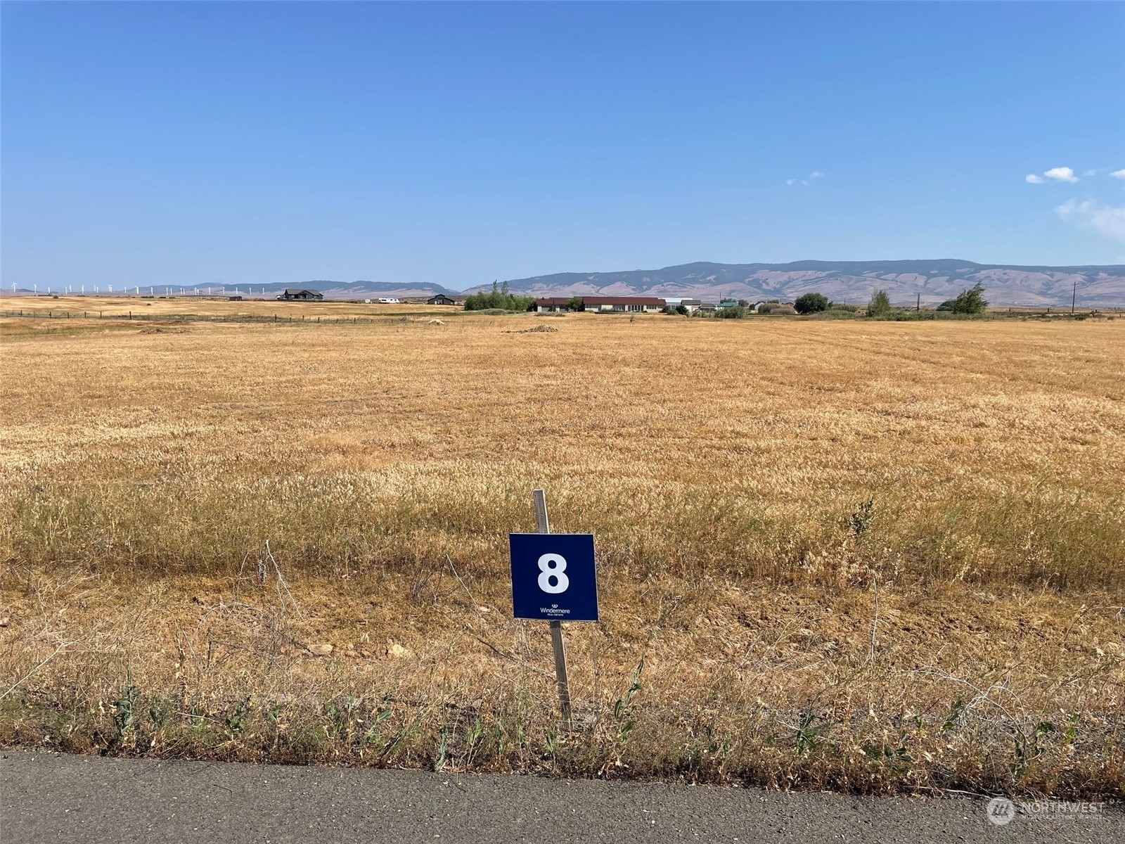 8 Green Canyon Lane Property Photo 1